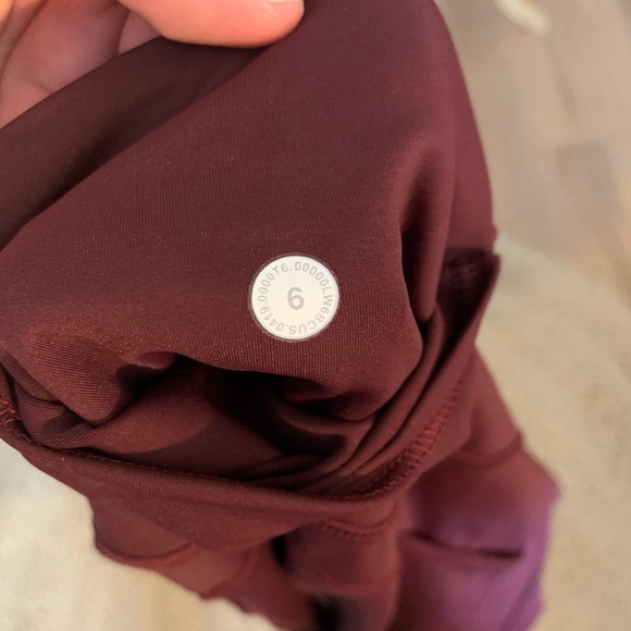 Lululemon Fast & Free HR Cropped Leggings - Picture 3 of 3